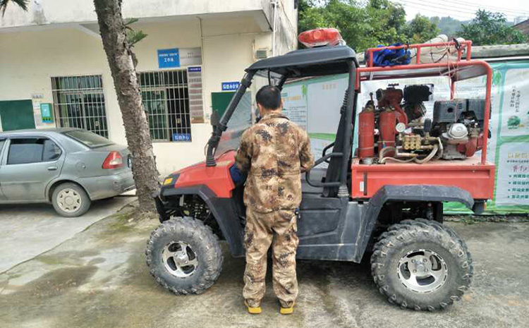 全地形四轮消防摩托车.jpg